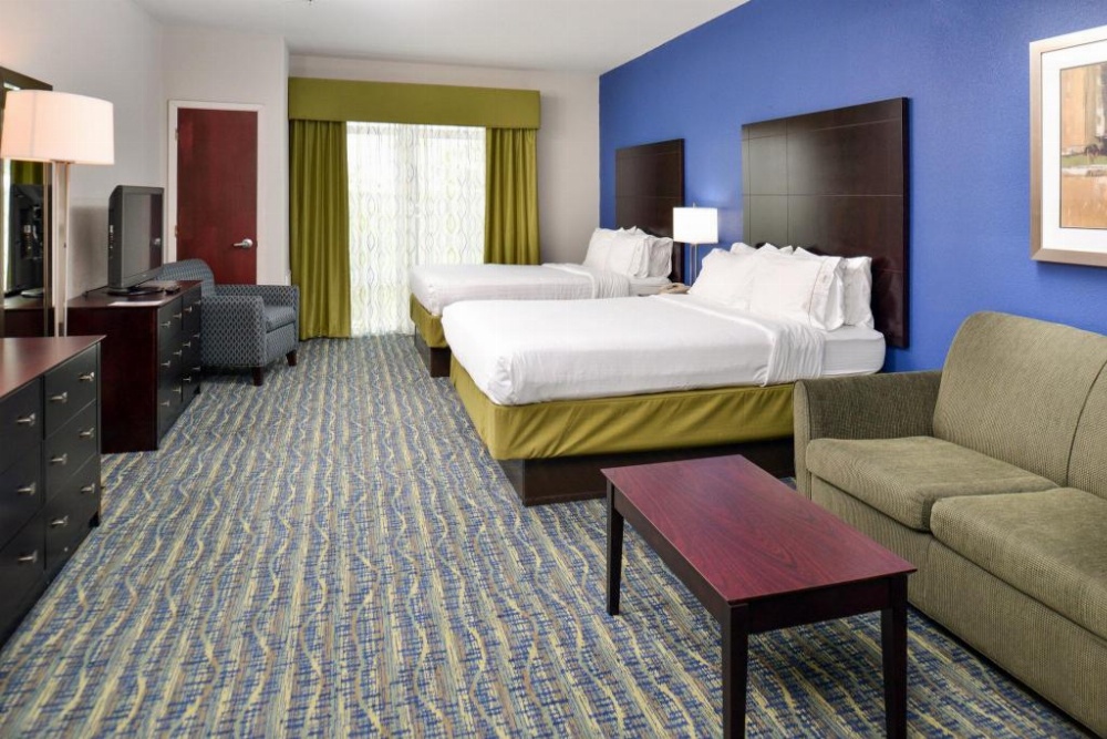 Holiday Inn Express & Suites San Antonio South Image 23