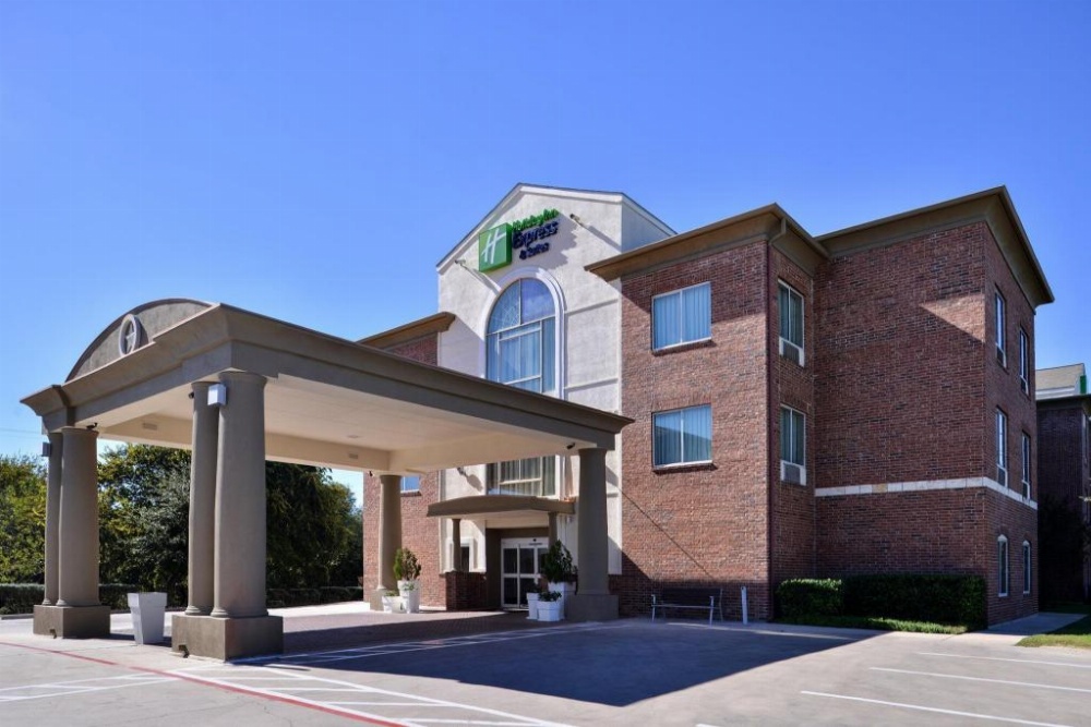 Holiday Inn Express & Suites San Antonio South Image 28